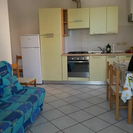 Federica Vacanze - Lucia Apartment *